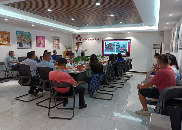 久久久www成人免费无遮挡大片